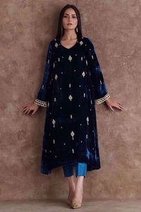 --NEW ELEGANT EMBROIDERY ON VELVET LONG KAMEEZ, STYLISH <b>PANT</b> DRESS--for Party-WEAR & WEDDING @ 2021 - Product Image 2