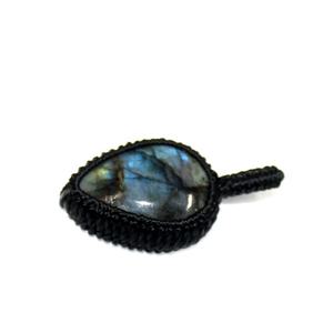 Vente en gros de style bohème Labradorite macramé cordon pierre pendentif cabochon goutte pour le bouddhisme - Product Image 4