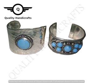 Brazalete de Moda Vintage de Latón Plateado de Alta Calidad Hecho a Mano, Joyería para Mujer de la India, Regalo - Product Image 2