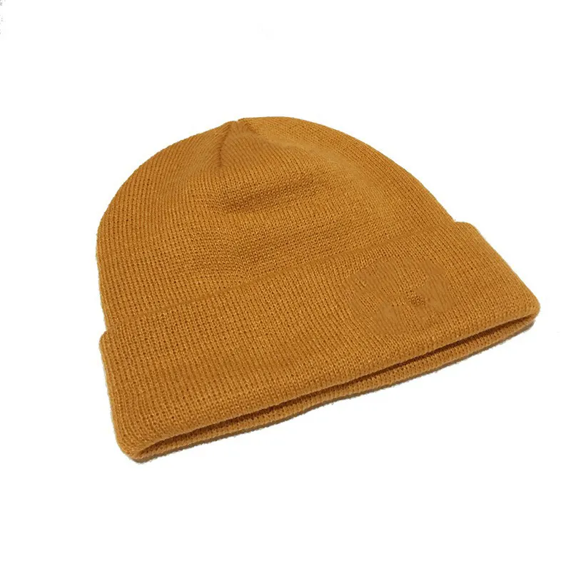 Mode Plaine Chapeau D'hiver 100% Laine Tricot Bonnets Avec Broderie Personnalisée Pour Adulte