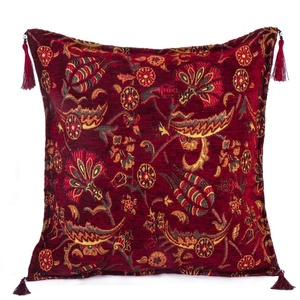 ปลอกเบาะด้วยผ้า Claret สีแดงตุรกีพร้อมดอกทิวลิปและกานพลูจากตุรกี - Product Image 1