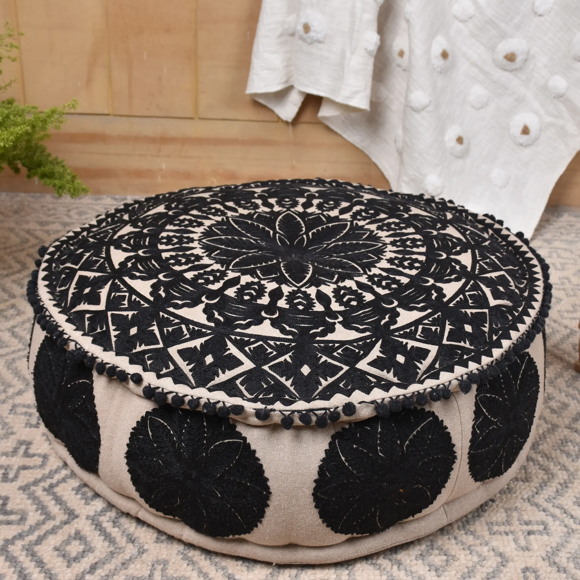 New Arrivals Black Embroidered Pouf Round Bohemian Meditation Ottoman Cover Floor Large Living Room Home Stool   Ottoman