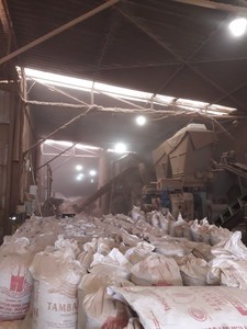 Carbón vegetal industrial de madera dura más barato para fábrica! ! - Product Image 6