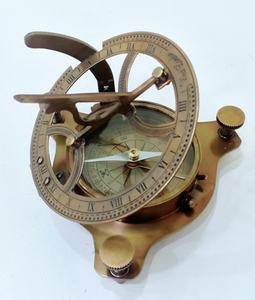 Boussole en laiton antique, cadran solaire, boussole de 4 pouces, cadeau de collection - Product Image 4