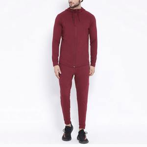 Conjunto de sudadera y pantalón corto con capucha para hombre, ropa de calle personalizada, chándal de Fitness - Product Image 1