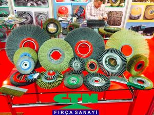 Roue de brosse d'ébavurage rotative en laiton industriel de 150x30mm conception sertie pour les surfaces angulaires d'acier inoxydable - Product Image 2