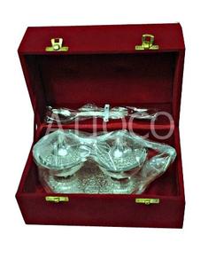 Cuenco redondo fundido en arena de latón en relieve indio de nuevo diseño, caja de terciopelo de lujo, decoración del hogar con bandeja segura, Material de Metal único - Product Image 1