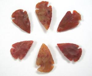 Puntas de flecha de colores teñidas, naranja, de ágata de tamaño pequeño, proveedor indio natural - Product Image 1