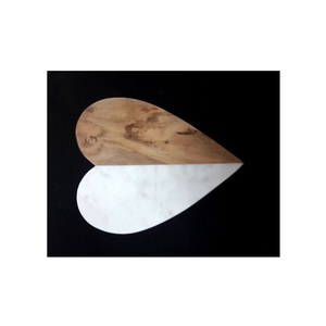 Tabla de Cortar de Mármol y Madera de Arce, Bandeja de Charcutería para Cocina, Tabla de Cortar y Servir en Forma de Corazón - Product Image 1