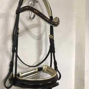 Brida acolchada dorada de gran calidad con herrajes a juego y banda marrón disponible en muchos colores y tamaños - Product Image 1