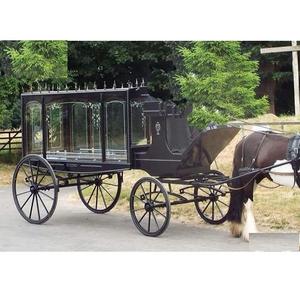 Carruaje funerario dibujado por caballos negros victorianos Color negro Carruaje funerario dibujado por caballos Carruaje de ataúd dibujado por caballos negros EE. UU. - Product Image 1