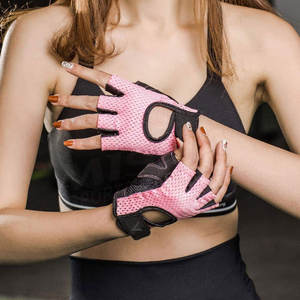 2023 Gants de gymnastique unisexes de haute qualité personnalisés conception complète et demi-doigt en couleurs unies pour hommes et femmes haltérophiles - Product Image 4