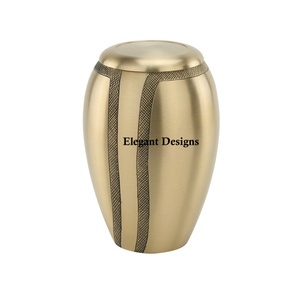 Urna de cremación de Metal de alta calidad, urna decorativa hecha a mano de lujo, suministros funerarios de estilo clásico indio, oferta, venta al por mayor - Product Image 1