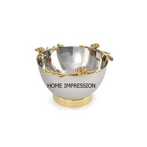 Tazón Redondo de Metal con Diseño de Flor de Lirio, Vajilla de Diseño para Mesa, Color Plateado con Detalles en Color Oro Latón, Tazón Pulido Brillante - Product Image 4