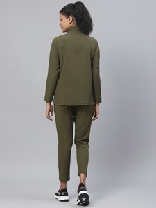 Nuevo Conjunto Deportivo de Invierno para Mujer, Talla Grande, con Logotipo Personalizado, Top Corto con Capucha y Pantalones Deportivos, 2 Piezas - Product Image 4