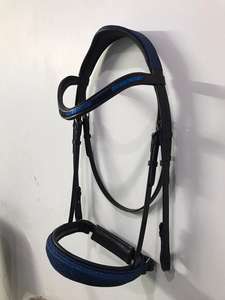 Brida de lujo para caballo con purpurina y frontal de hematita a juego, forro de neopreno, disponible en múltiples opciones de color. - Product Image 5