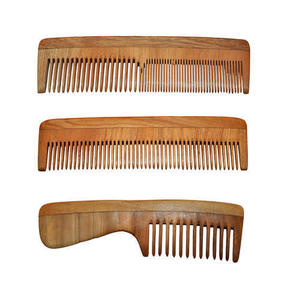 Peigne en bois de neem naturel avec dents et manche en plastique - Prix pour des cheveux sains - Product Image 6