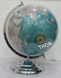 Décoration de bureau nautique pour la maison et le bureau, globe terrestre rotatif en acier chromé avec un intérêt géographique - Product Image 3