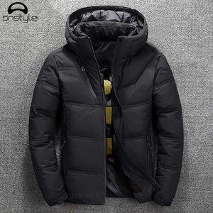 Veste matelassée décontractée pour homme de haute qualité, à capuche, non tissée, en polyester, pour l'hiver, avec des caractéristiques coupe-vent et écologiques - Product Image 2