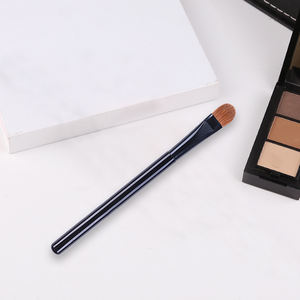 Haute qualité belette <span class=keywords><strong>blaireau</strong></span> <span class=keywords><strong>renard</strong></span> fibre poils d'animaux pinceau de maquillage simple noir ombre à paupières pli détail avec brillant à lèvres - Product Image 2
