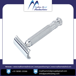 Maquinilla de Afeitar de Seguridad Ajustable para Hombre Pearl, Lista para Enviar, Modelo 2021, Doble Filo, Afeitado Clásico con Mango de Latón y Cuchillas de Acero Inoxidable - Product Image 3