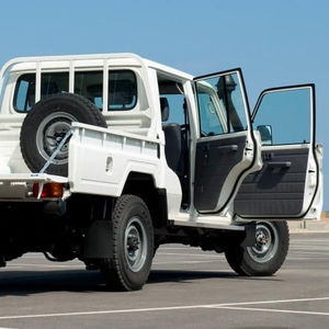 2020 LAND Crui ser HZJ79 4X4 PICKUP - Product Image 2