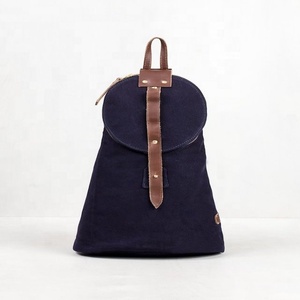 Mini sac à dos de voyage pour femme avec doublure en coton doux, sangles en cuir, fermeture à glissière intérieure en toile, motif imprimé de lettres - Product Image 5