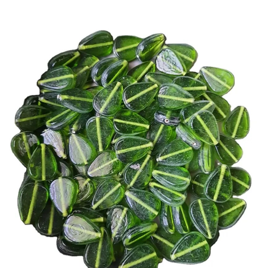 Teardrop shaped green color leaf like handmade exquisite latest design glass beads