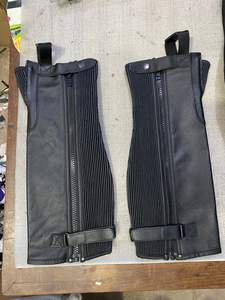 Alta calidad equitación medio CHAPS cuero ajustable CHAPS todos los colores mujeres personalizado cuero genuino cómodo Flyash marca - Product Image 4