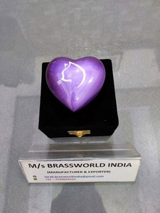 Urna Funeraria de Aluminio con Cara de Gato Pintada a Mano, Corazón Morado, Estilo Americano, Recuerdo para Mascotas, Brassworld India - Product Image 2