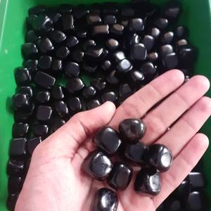 PIERRE DE POCHE D'OBSIDIENNE NOIRE DE CRISTAL EN VRAC NATUREL DE VENTE EN GROS POUR LA MÉDITATION REIKI GUÉRISON PIERRE DE POCHE OBSIDIENNE NOIRE POLIE - Product Image 2