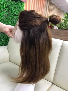 Perruque Lace Wig brésilienne naturelle de haute qualité pour femmes noires, cuticule alignée, couleur noire naturelle, prix de gros - Product Image 2