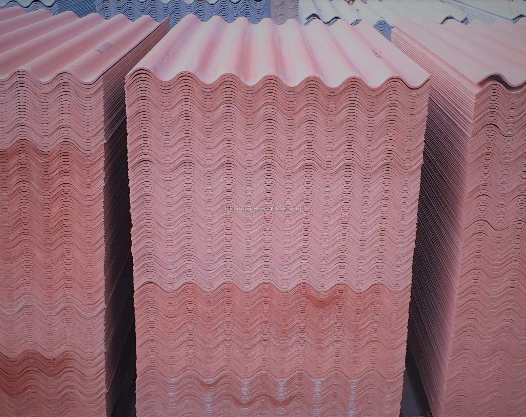Tôles de toiture sans amiante fabriquées au Vietnam fibrociment 5.5 ondulations