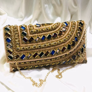 Sac de soirée ethnique de créateur pour les occasions de mariage - Product Image 1