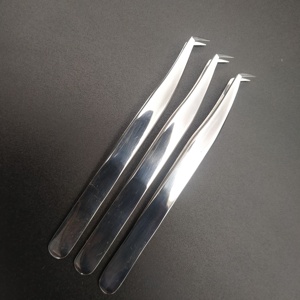 Pinzas de pestañas delgadas para botas con logotipo personalizado, pinzas de extensión de cejas con acabado pulido de acero inoxidable sólido para ruso - Product Image 5