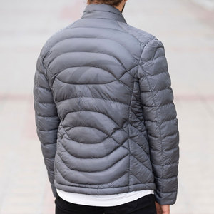 Abrigos gruesos de moda de alta calidad para mujer Chaquetas cálidas de invierno chaqueta puffer al por mayor para damas - Product Image 6