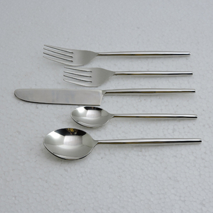 ชุดช้อนส้อมสแตนเลสทรงซิกแซก 5 ชิ้น สำหรับใช้ในครัว ขายดี ปี 2024 - Product Image 6