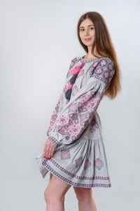 Venta caliente verano moda nuevo estilo multicolor bordado Casual relajante ajuste amarillo ucraniano Vestido corto encaje nueva llegada - Product Image 2