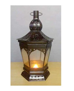 Fournisseur en gros de lanterne à bougie en acier et en verre Fabricant et exportateur Nouveau design Lanterne suspendue en métal et en verre - Product Image 1