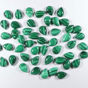 Belles pierres précieuses en vrac faites à la main de meilleure qualité 3x5mm cabochons de poire de malachite naturelle d'un fabricant vérifié - Product Image 2