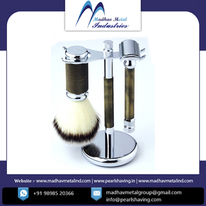 Proveedor a granel Juego de afeitado de 3 piezas de acero inoxidable para hombres con cepillo de pelo sintético para el cuidado del cuello facial Etiqueta privada de alta calidad - Product Image 4