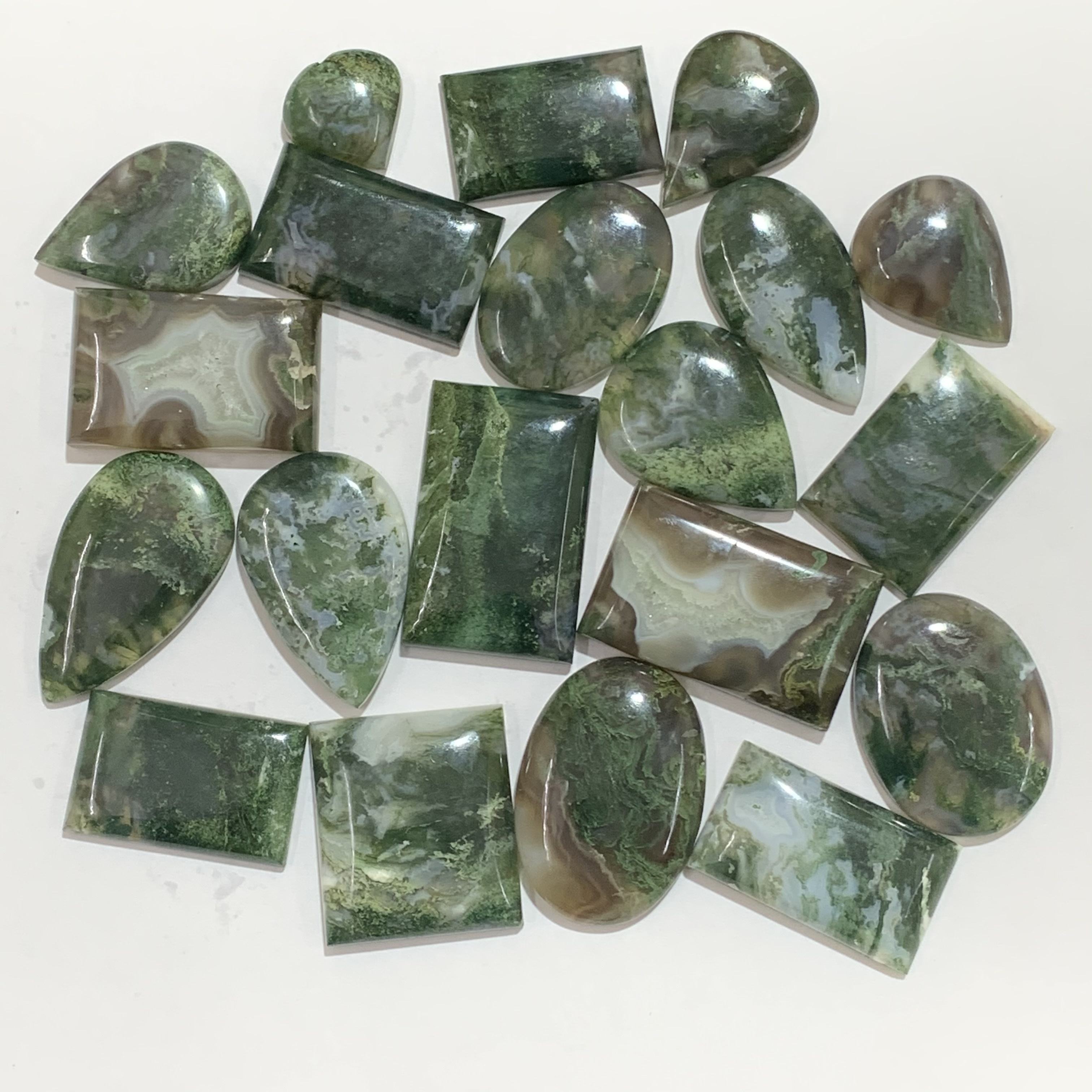 สีเขียว