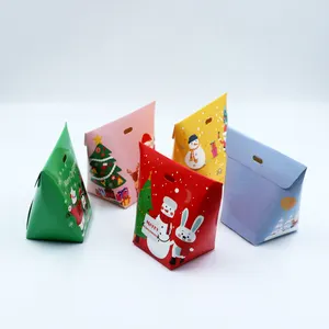 Noel şeker kutusu ucuz kişiselleştirilmiş çin toptan ambalaj şeker kağıt kutusu üçgen düğün şeker hediye lehine kutusu