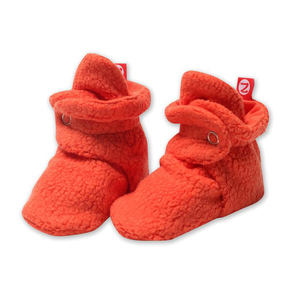 Botines navideños de algodón orgánico para bebés, para recién nacidos, de la India - Product Image 1