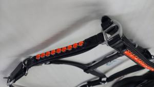 Rub International Super Soft Durable en cuir noir avec broderie de ligne argentée orange en cristal Style de selle anglaise - Product Image 3