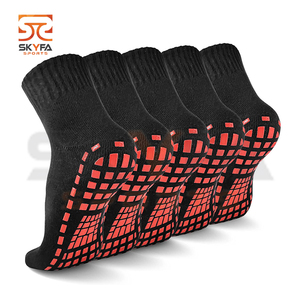 Calcetines deportivos de algodón para hombre, medias con patrón de bambú KT K OEM, a la moda, con logotipo personalizado, color blanco y negro - Product Image 2