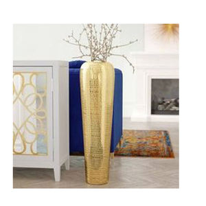 Revêtement de sol en fer Vase à fleurs décoratif pour la maison Décoration en métal martelé à l'or Vases européens en cristal Forme personnalisée - Product Image 1