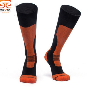 Calcetines deportivos de algodón de buena calidad, con logotipo personalizado, para equipo de baloncesto - Product Image 3