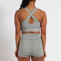 Ensemble de sport 2 pièces pour femme grande taille, personnalisé avec logo, short et soutien-gorge de yoga, en polyester et élasthanne, extensible dans les quatre sens, respirant, vente en gros
