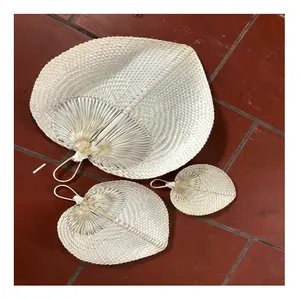 Hart Vorm Bamboe Hand Hulp Ventilator Met 3 Stuks/set-Vietnamese Custom Hand Held Fan